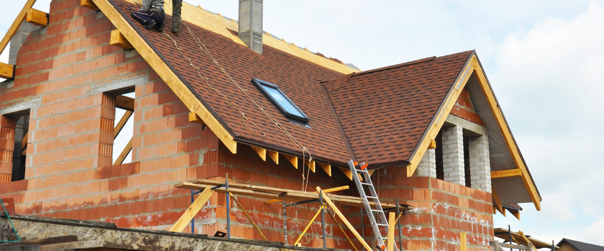 Benefits of using software for accurate budgeting for roofing contractors